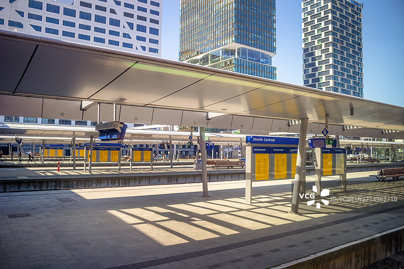 乌特勒支火车站月台图片素材