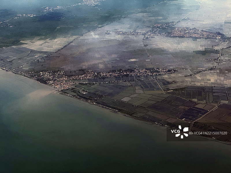 印度尼西亚爪哇岛的马赛克拼贴沿海平原图片素材