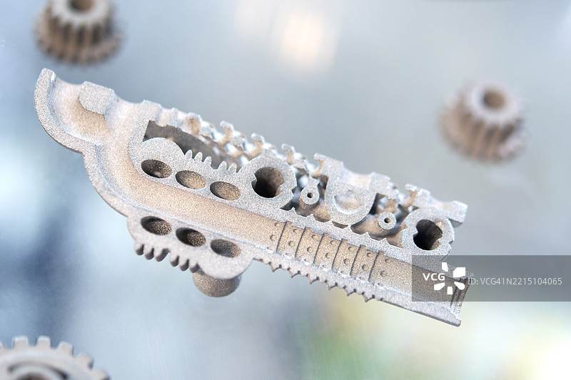 金属粉末3D打印的金属物体模型创建于图片素材