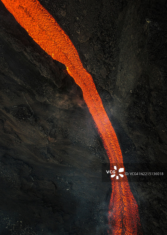 红色道路的高角度视图图片素材