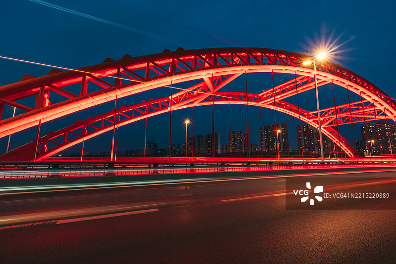 夜晚的红桥图片素材