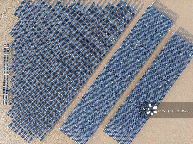 发电站中的太阳能电池板图片素材