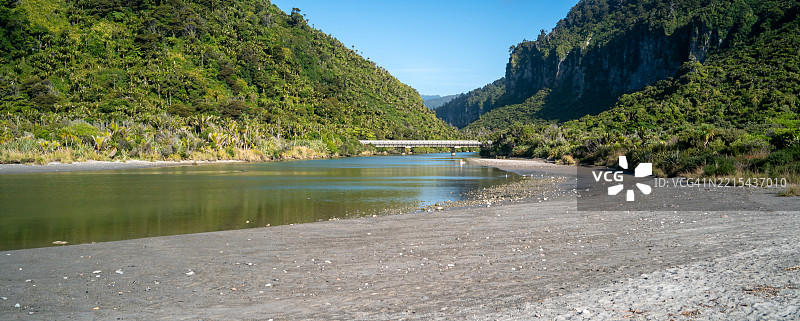 波罗拉里河 - 南岛。图片素材