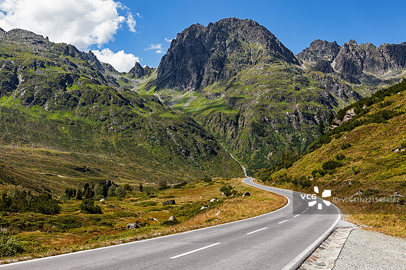 奥地利福拉尔贝格的西尔弗雷塔-比勒霍赫高山公路。图片素材