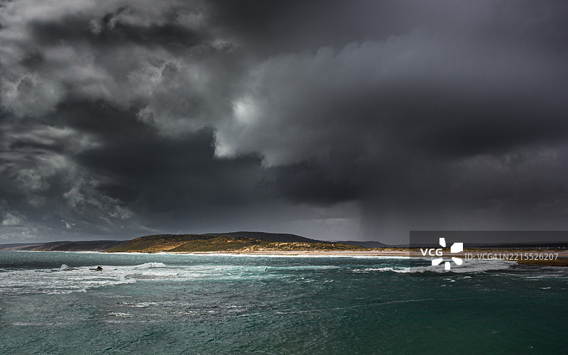 淋浴的力量图片素材
