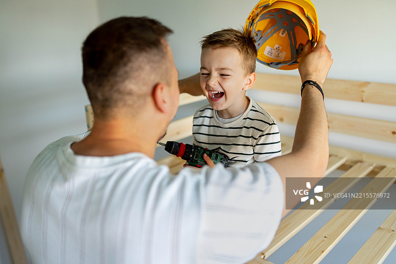 勤奋的DIY团队图片素材