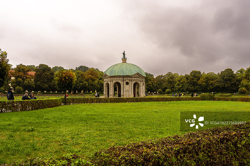 慕尼黑霍夫花园的戴安娜女神亭图片素材