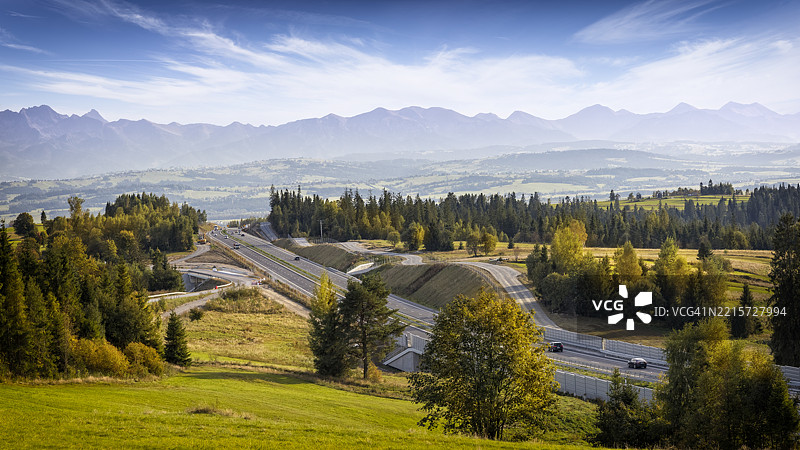 波兰克拉科夫与扎科帕内之间的新S7高速公路，Klikuszowa地区图片素材