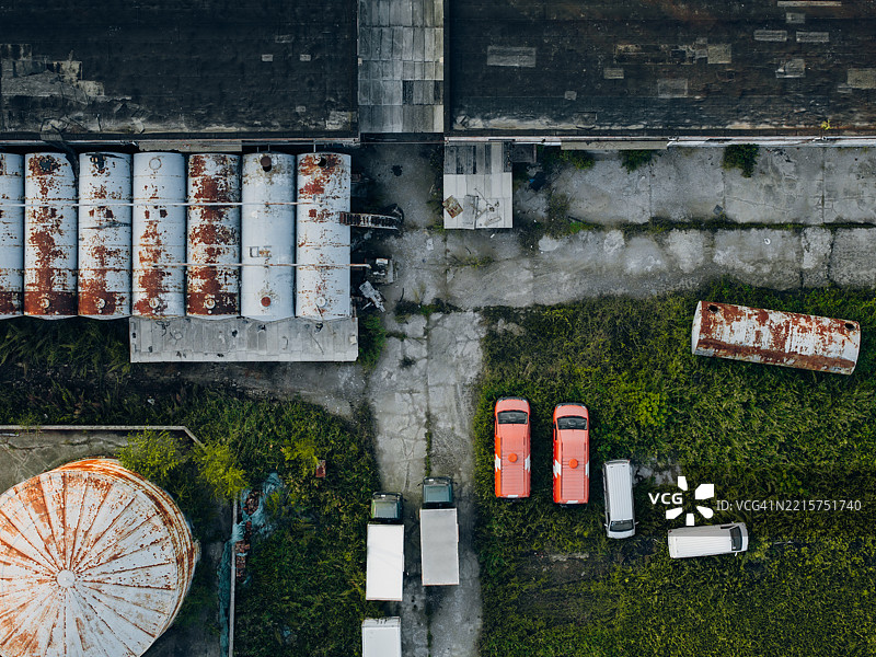 废弃化工厂的鸟瞰图图片素材