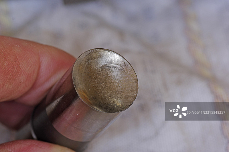 凸轮轴和挺杆。图片素材