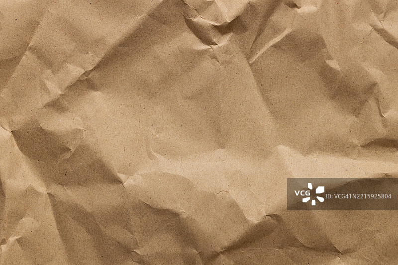 回收的棕色皱纹包装纸图片素材
