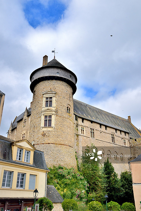 拉瓦尔，老城堡，一座中世纪和文艺复兴时期的防御城堡和宫殿图片素材