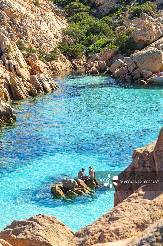 撒丁岛，卡普雷拉岛，科蒂奇奥湾图片素材