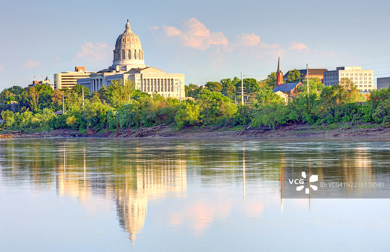 杰斐逊城的密苏里州州议会大厦图片素材