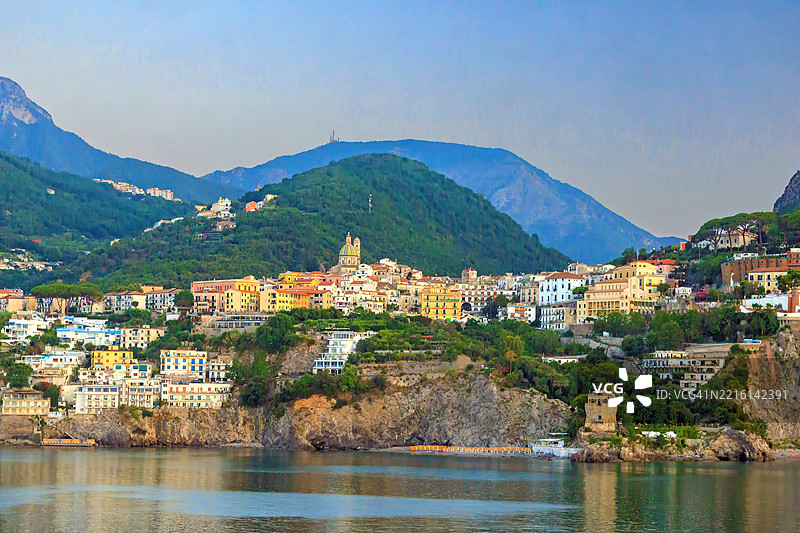 阿马尔菲海岸的维耶特里苏尔马雷图片素材