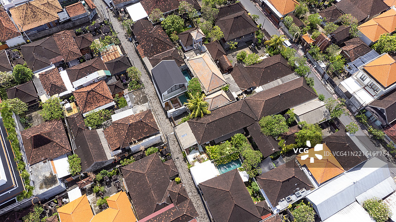 印度尼西亚巴厘岛沙努尔的屋顶鸟瞰图图片素材