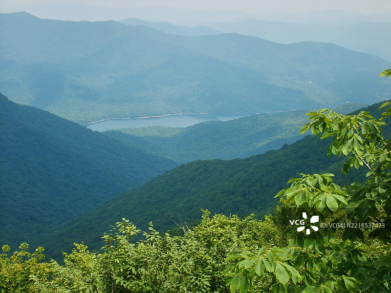 北卡罗来纳州的山脉与天空的美丽景色， 美国图片素材