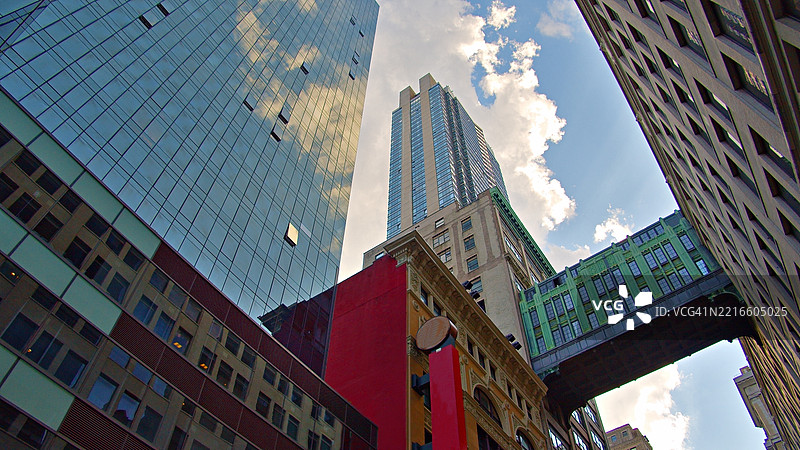 曼哈顿天际线。创意建筑。图片素材