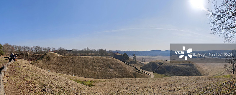 克尔纳夫斯古堡，帕尤托斯山谷，克尔纳夫山堡，帕尤塔山谷，内里斯河图片素材