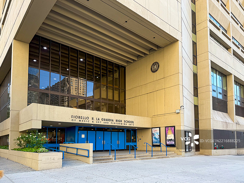 纽约市菲奥雷洛·H·拉瓜迪亚音乐与艺术表演高中入口图片素材
