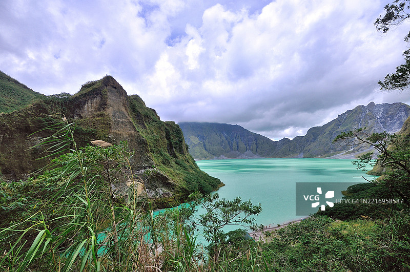 皮纳图博火山口湖图片素材