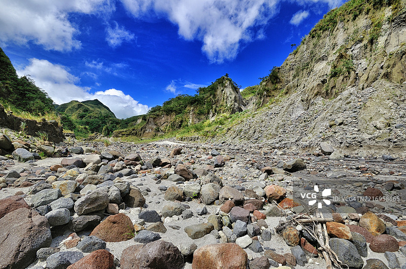 拉哈尔、巨石和碎石 - 皮纳图博山探险徒步旅行图片素材