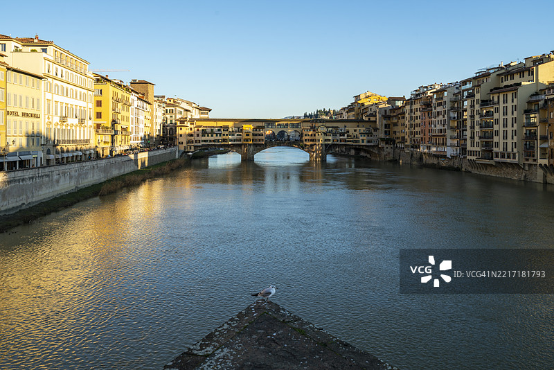 水边建筑的景观图片素材