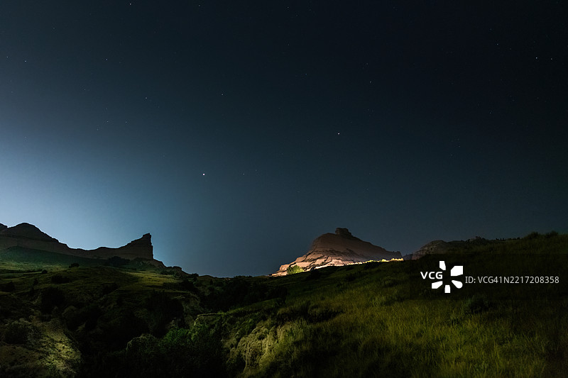 斯科茨布拉夫国家纪念碑夜空，格林，内布拉斯加州，美国图片素材