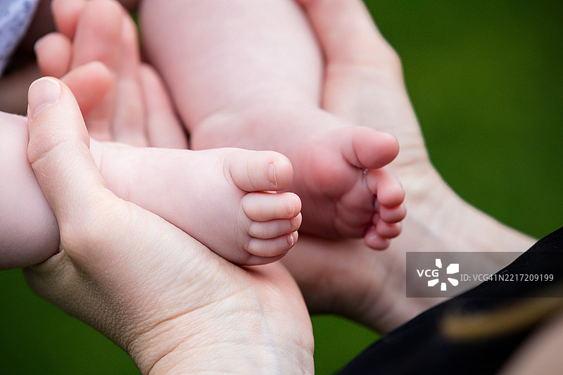 婴儿脚丫、幼儿、儿童、手、夫妻、家庭、质感，肯尼亚图片素材