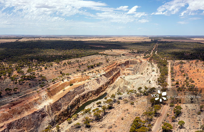 西澳大利亚一座古老露天金矿的鸟瞰图图片素材