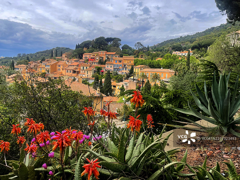 法国博尔梅-莱-米莫萨村图片素材