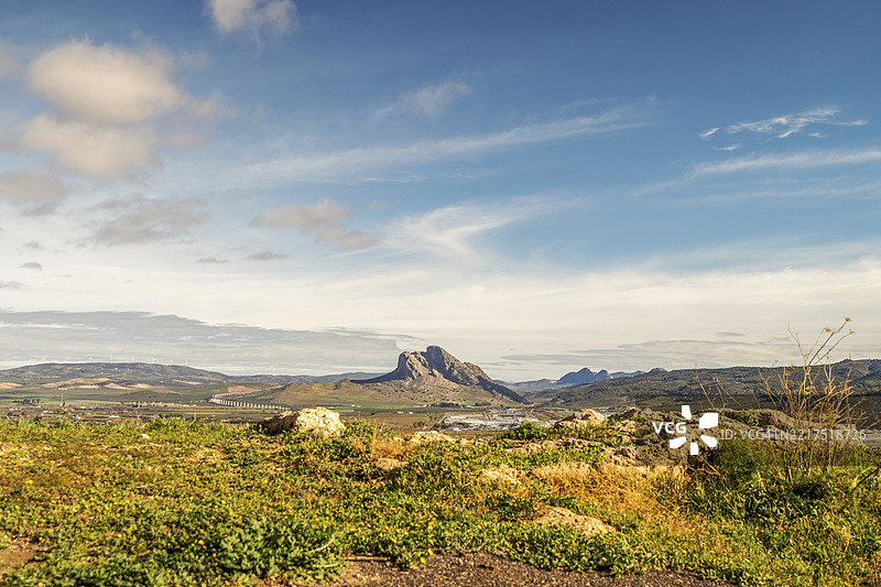 从西班牙安达卢西亚马拉加省的安特克拉看到的情人石图片素材