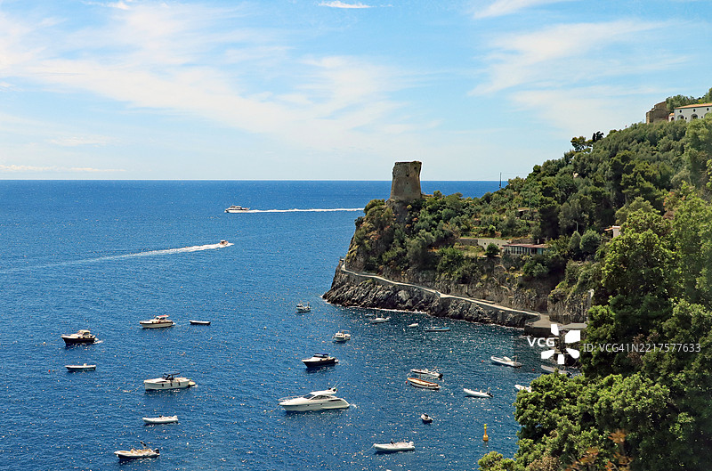 阿马尔菲海岸的中世纪萨拉森瞭望塔 - Torre a Mare图片素材