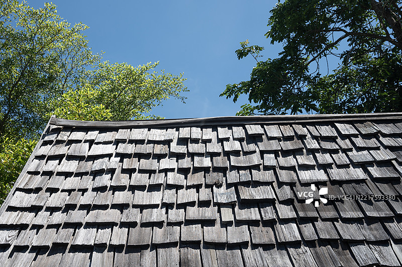 木瓦屋顶图片素材