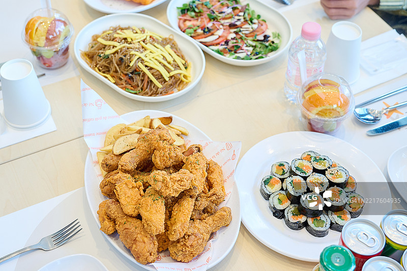 小吃，鸡肉，紫菜包饭图片素材