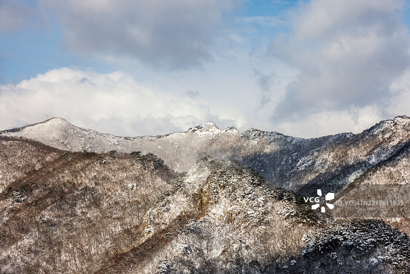 内藏山雪景图片素材