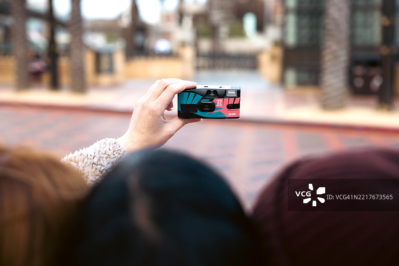 周末心情：已开启图片素材