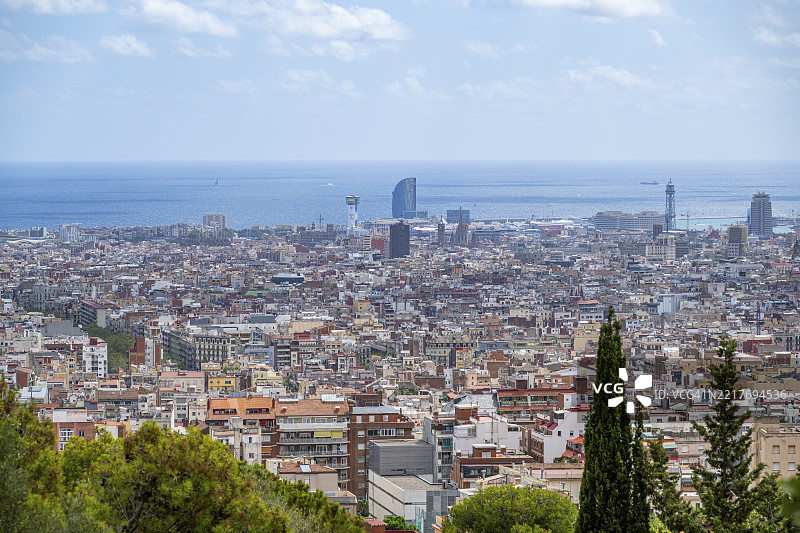 巴塞罗那的景观，安东尼·高迪的古埃尔公园，古埃尔公园，安东尼·高迪建筑师，联合国教科文组织世界遗产，巴塞罗那格拉西亚区，加泰罗尼亚，西班牙，欧洲图片素材