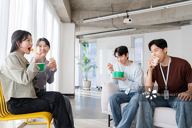 办公室，同事，商务，午餐时间，外卖，生活方式图片素材