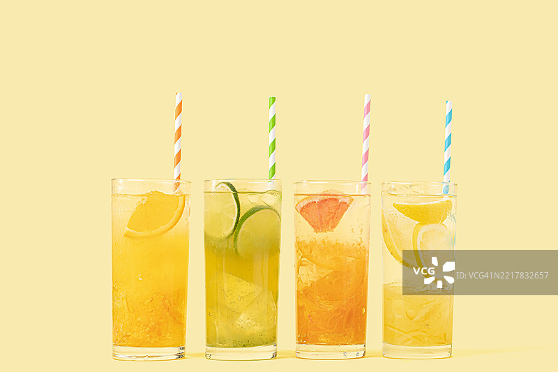 背景，物体，夏天，橙色汽水，橙汁，橙味饮料，柠檬汁，柠檬汽水，葡萄柚汁，青柠汁，水果图片素材