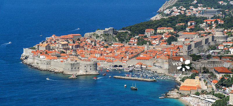 杜布罗夫尼克老城的景观，城墙围绕的城市，联合国教科文组织世界遗产，克罗地亚图片素材
