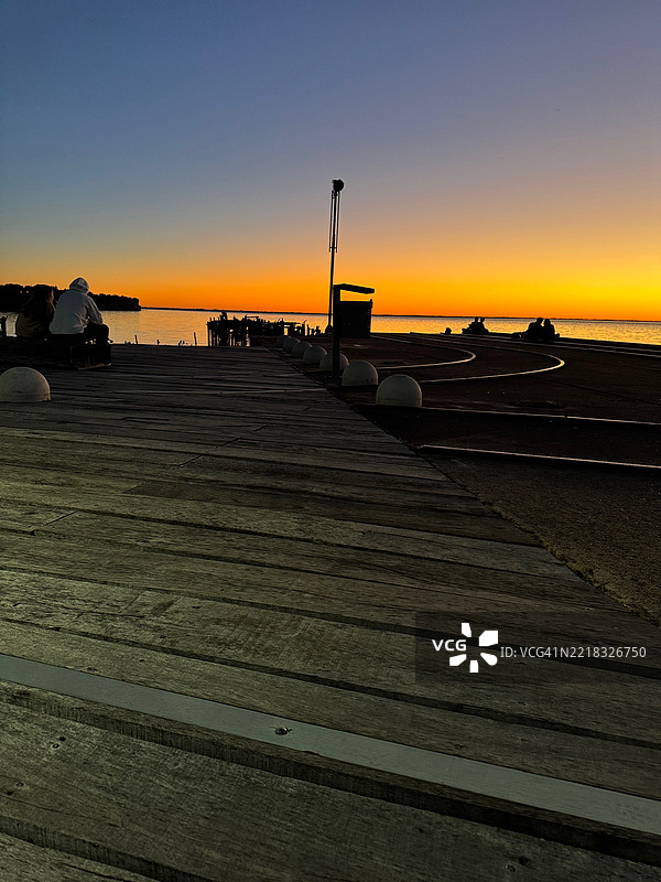 乌拉圭弗雷本托斯日落时分清澈天空下的海景图片素材
