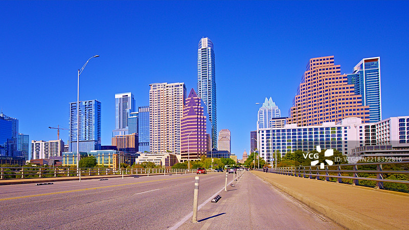 奥斯汀市桥通往市中心图片素材