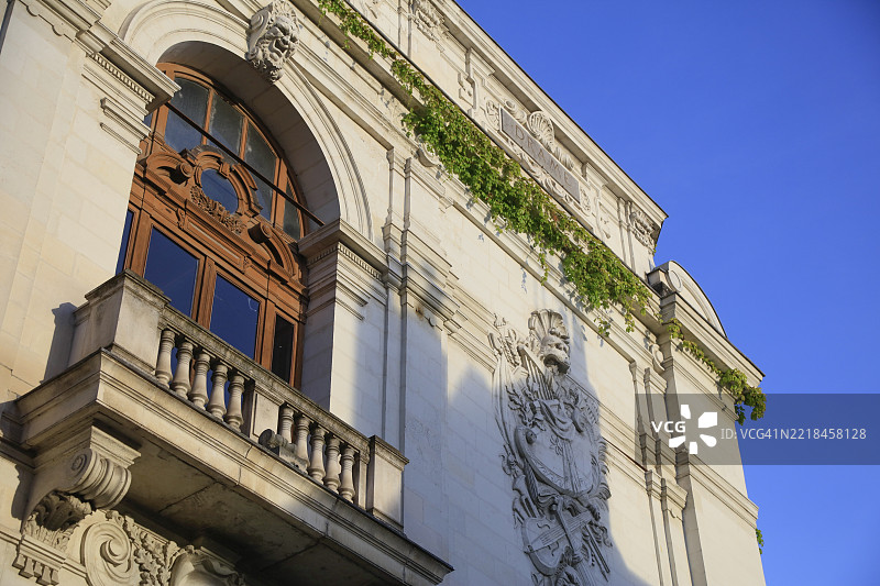 法国中央大区卢瓦尔河谷省安德尔-卢瓦尔省图尔大剧院的外观图片素材