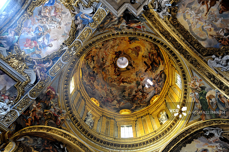 耶稣教堂 - 巴奇乔或巴奇恰 - G.B. 高利 - 圆顶图片素材