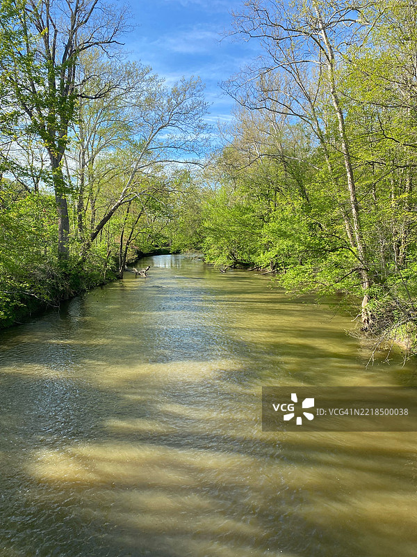 美国阿本的雪松溪宁静春景图片素材