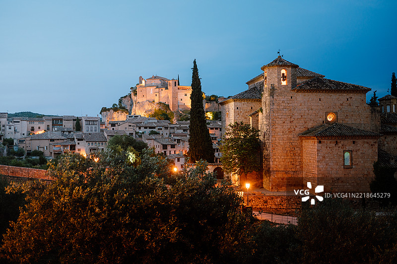 西班牙阿尔克萨尔的夜景图片素材