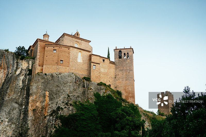 西班牙阿尔克萨尔的教堂图片素材