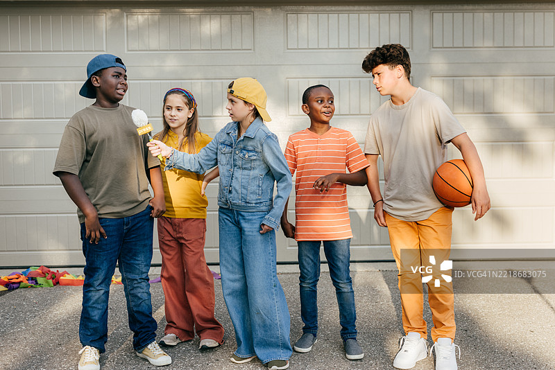 聪明的头脑创造激励人心的机器人图片素材