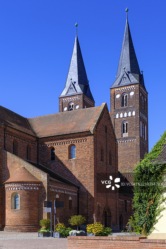 耶里乔修道院,教会教堂,圣玛丽亚尼科莱的普雷蒙斯特拉特修道院,耶里乔,罗曼式道路,阿尔特马克,萨克森-安哈尔特,德国,欧洲图片素材